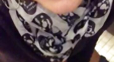 bi a sex Một người bạn của cặp vợ chồng coi phim sex cấp 3 đã cho người hàng xóm blo.